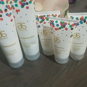 Arbonne Holiday Line